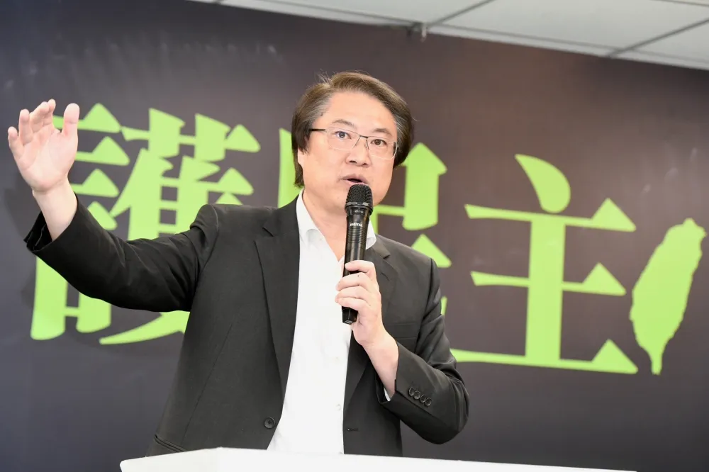 批藍白《財劃法》版本離譜　林右昌：國民黨放棄未來執政嗎