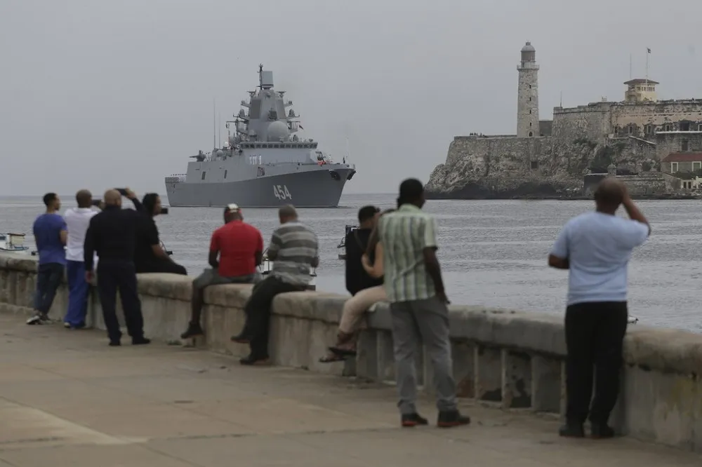 【有片】俄軍艦隊駛入哈瓦那港　古巴當局21響禮砲隆重歡迎