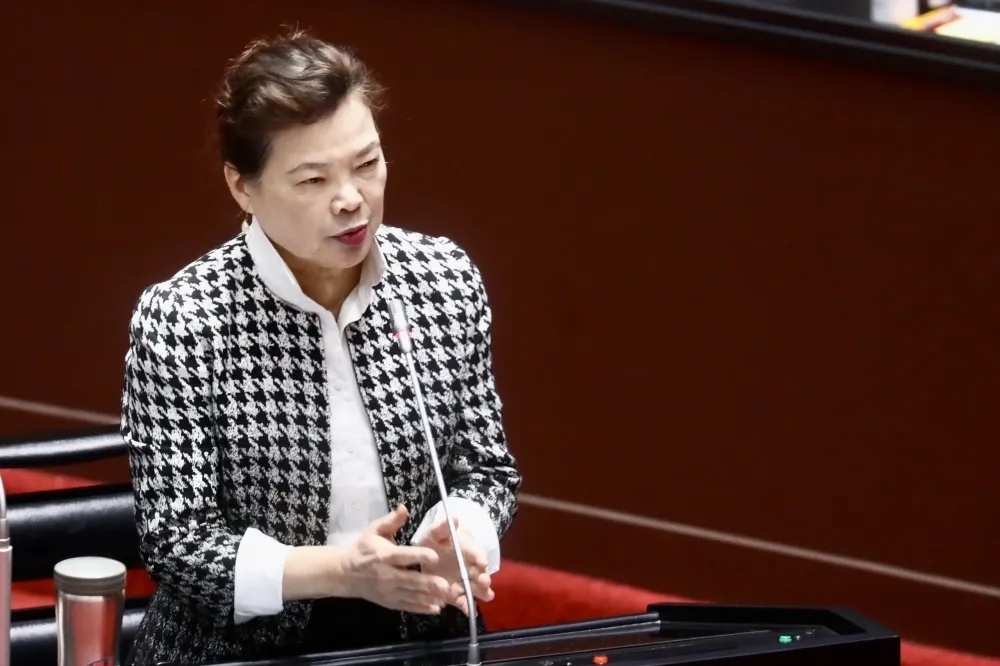台新金董事改選　前經濟部長王美花高票當選獨董