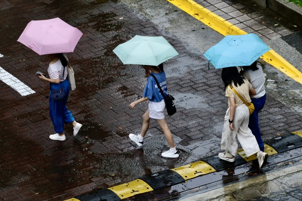 快訊／3地山區溪水暴漲警示響起！彰化以北大雨特報　5縣市大雷雨
