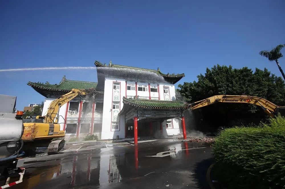 走過60年一殯今開拆　蔣萬安：先曬地再做停車場使用