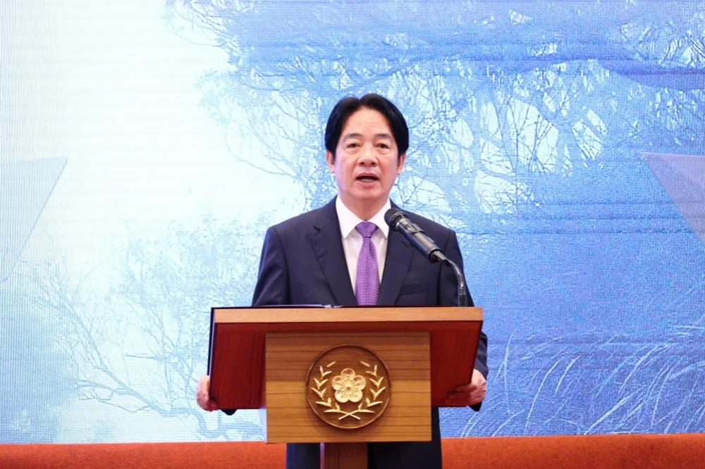 柯文哲批賴清德毀憲亂政、比喻成希特勒　總統府：對台灣民主最大侮辱