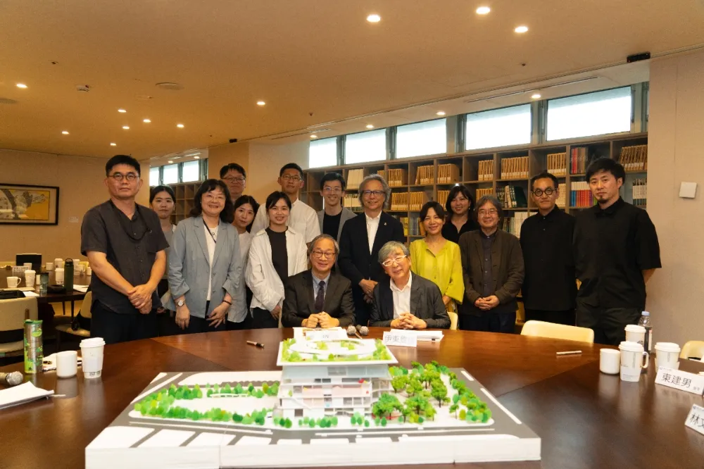 國家兒童未來館建築團隊伊東豊雄拜會文化部長李遠　開啟建築師與作家的對話
