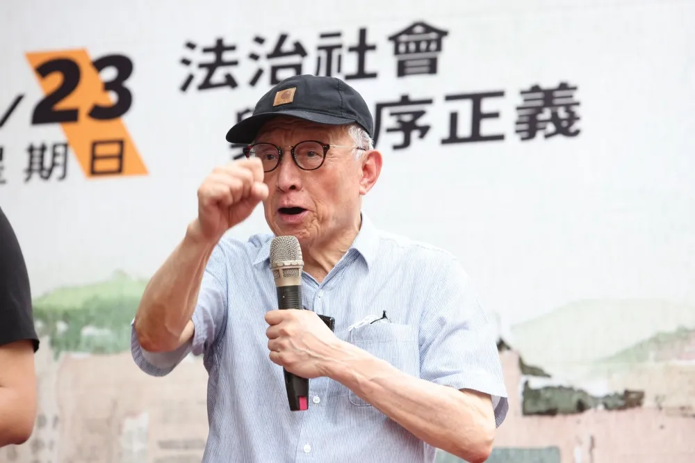曹興誠轟藍白委替中國顛覆台灣　高喊：一路往南罷免下去