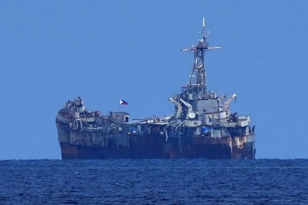 【有片】菲律賓否認軍艦「坐灘」破壞珊瑚礁生態　反批中國破壞南海環境