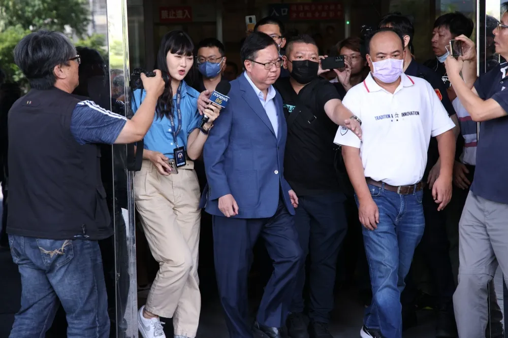 【鄭文燦涉貪風暴】二度逃過羈押　法官認「證據不足」僅提高保金