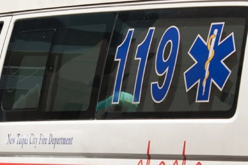 女老師育嬰留停將結束　抱2歲女兒墜樓雙亡