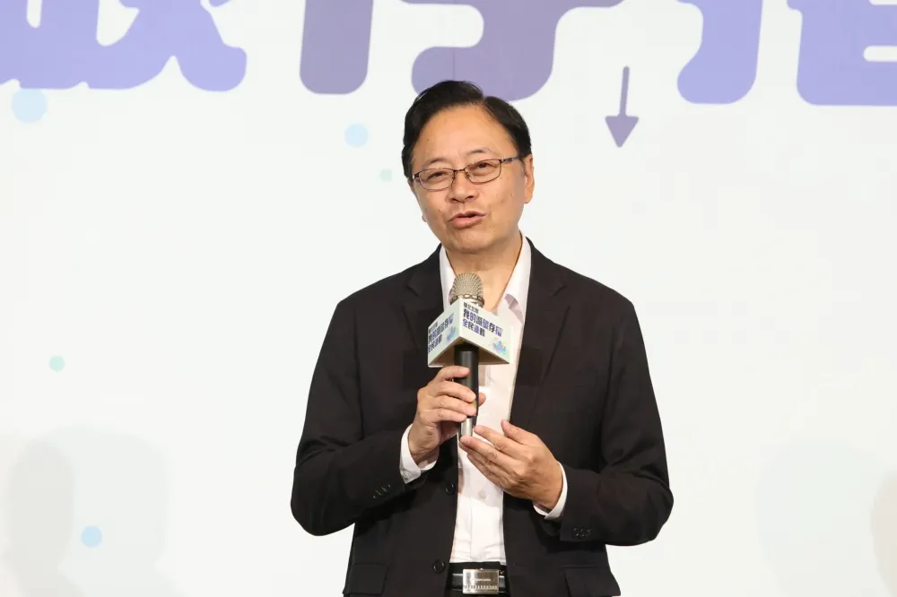 凌濤提議組專案小組查「鄭文燦案」　張善政：會配合依權責調資料