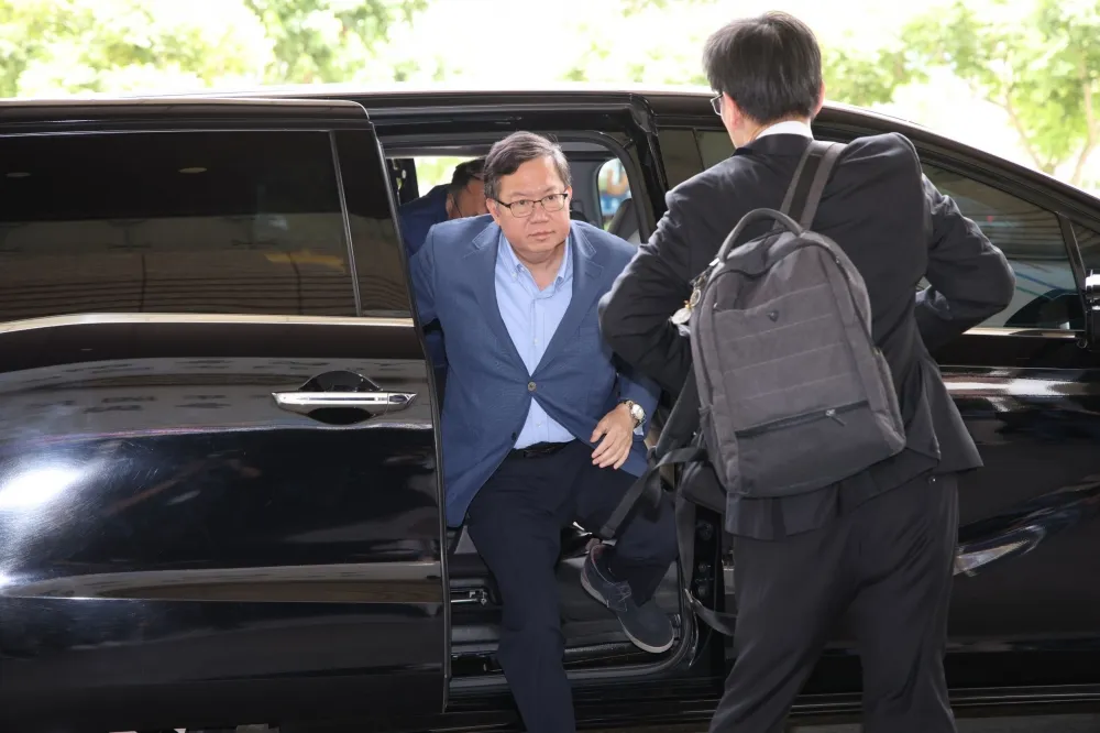 【鄭文燦涉貪風暴】超過4成民眾認「不意外」　恐衝擊近800萬人對賴政府信任感