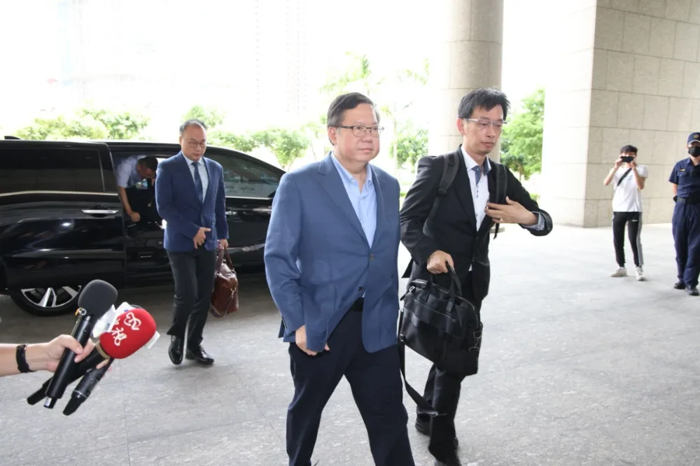 【鄭文燦涉貪風暴】開3次羈押庭才被押　「遭約談、裁定交保、檢方抗告」順序一次看懂