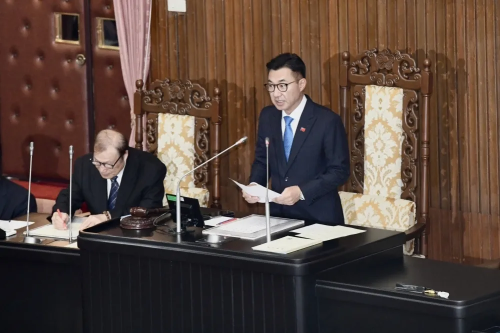 【打詐專法三讀】 詐欺最重判12年罰3億　網路平台可封網