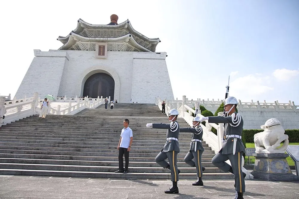 【落實轉型正義】花44年才解除　國軍儀隊展演移到民主大道