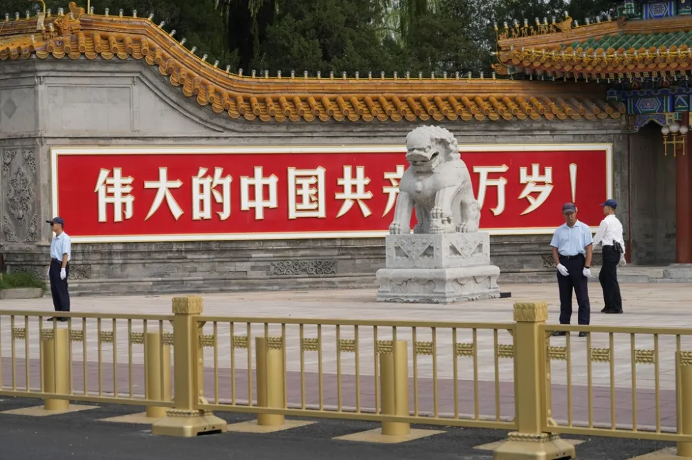 三中全會觀察—中共高層的集體躺平