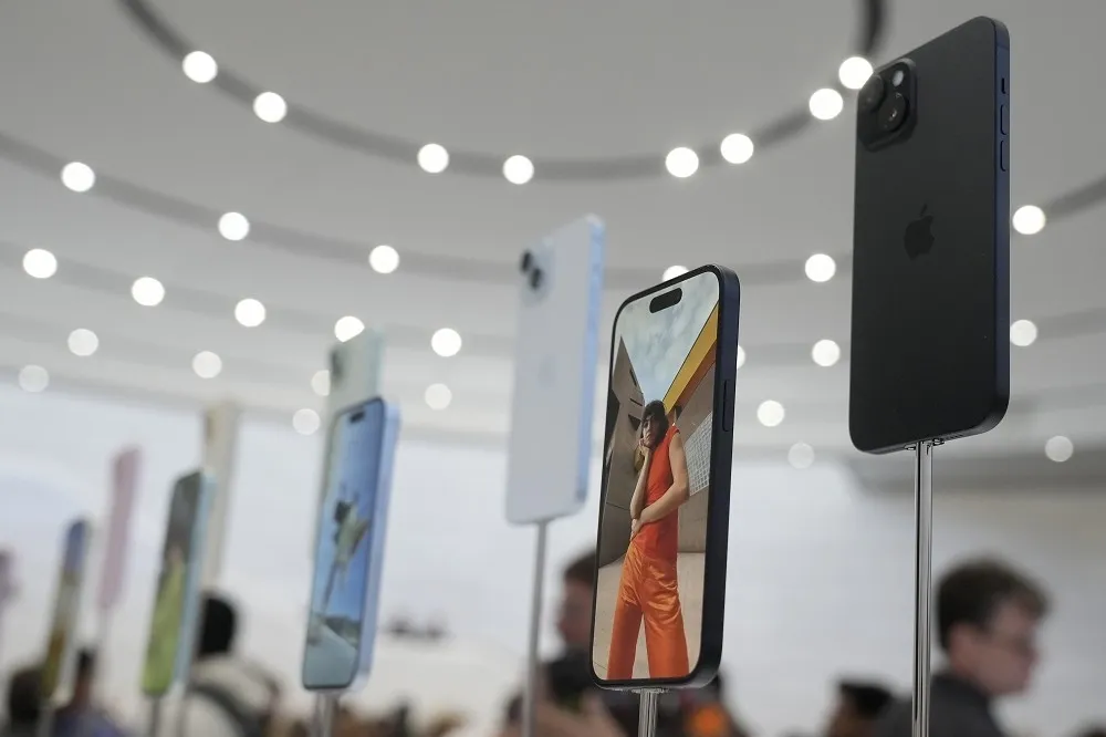 iPhone 16上市恐卡關　全因NCC月底只剩3委員審議困難