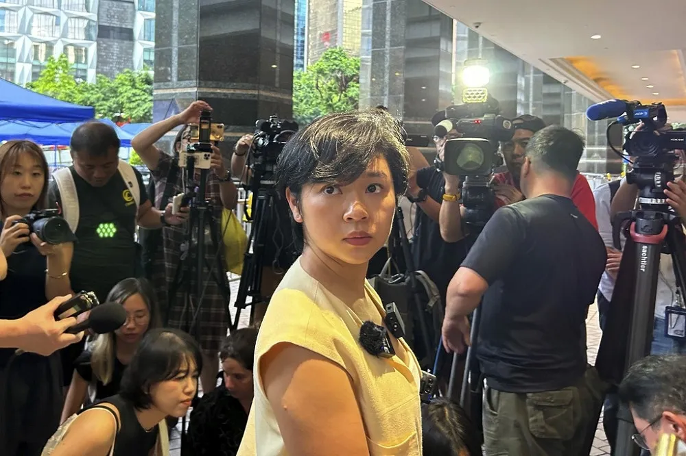 【有片】香港記協主席鄭嘉如遭華爾街日報辭退　稱曾被施壓要求勿參選