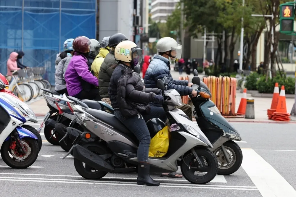 台南全面開放機車直接左轉　預計8月中下旬上路