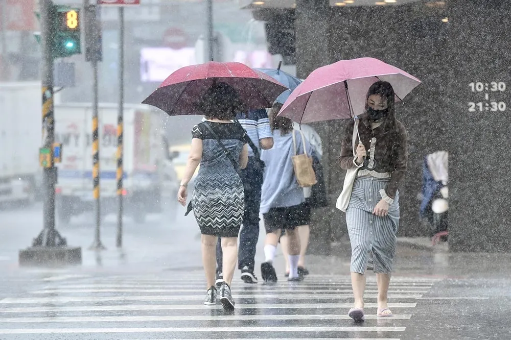 【強颱凱米襲台】僅3地沒達標　22縣市明午前達停班停課標準