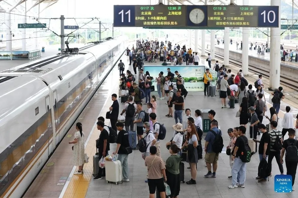 一座城市18個高鐵站　真為中國地方財政捏一把汗