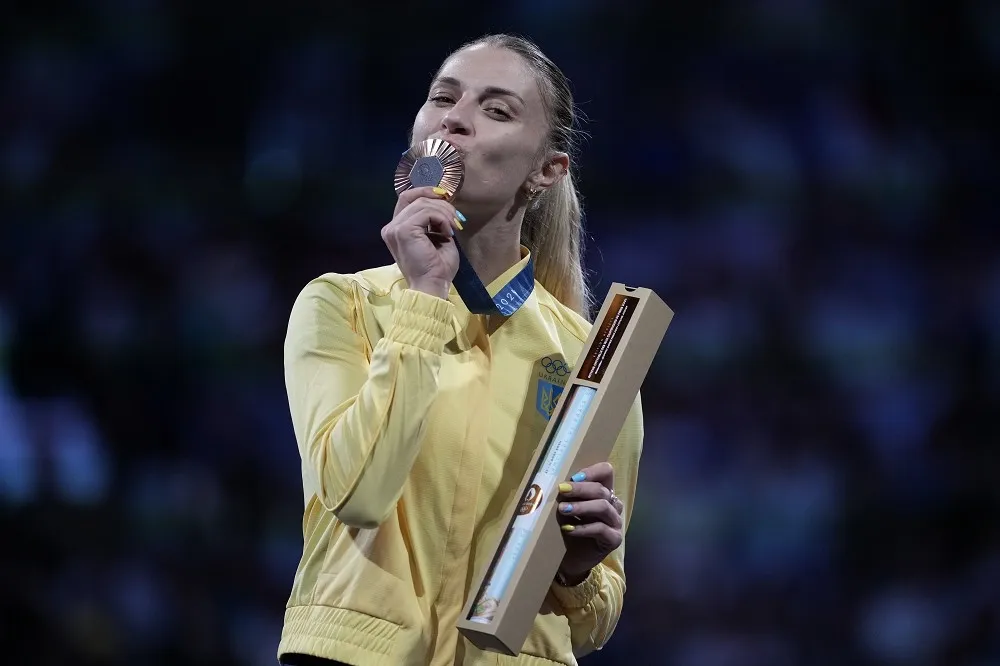【奧運擊劍】烏克蘭女將逆轉勝奪銅牌　哈爾蘭：獎牌獻給祖國