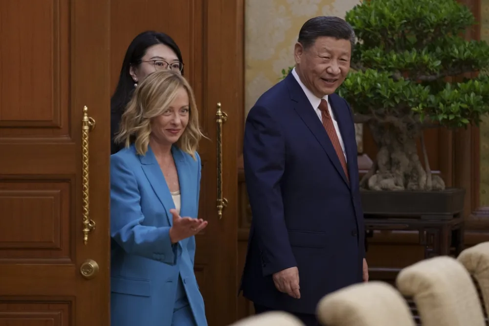 梅洛尼訪中　義大利對北京重新開機