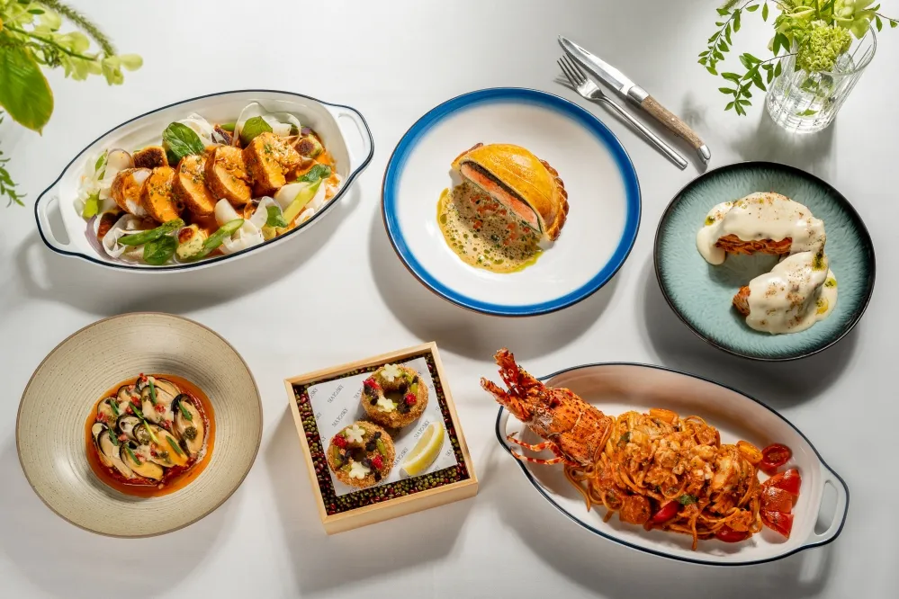 【台北信義區景觀餐廳】SEA TO SKY 全新菜單！「鮭魚威靈頓」、「龍蝦細扁麵」等 20 道地中海風格海鮮料理上市