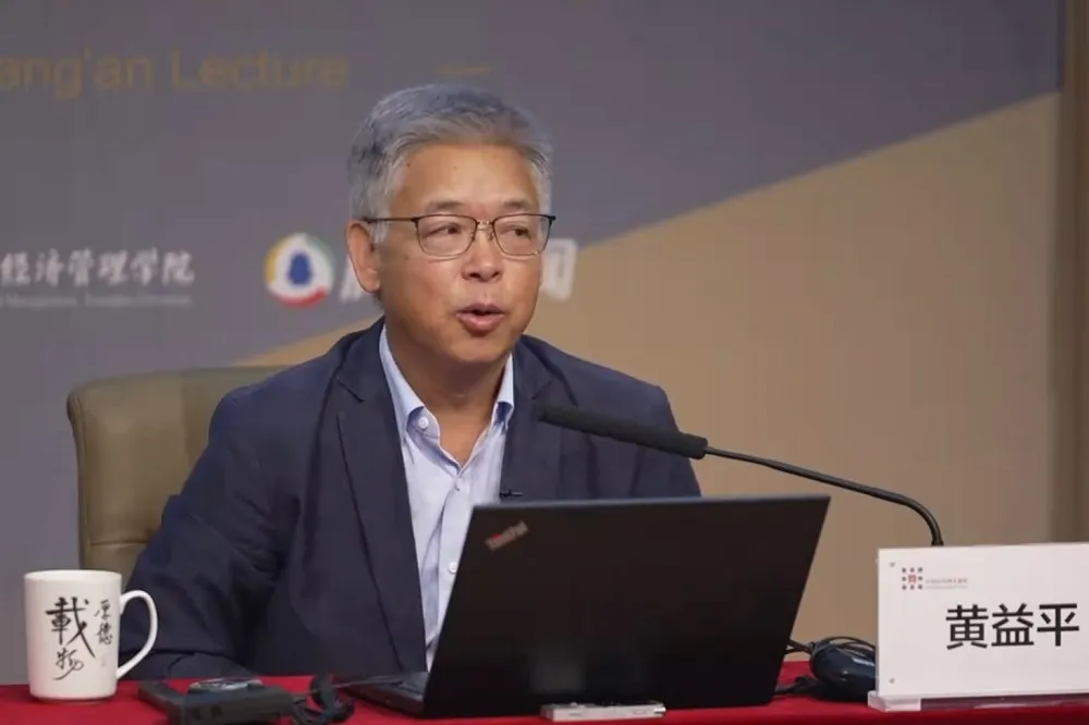 中國央行顧問罕見發表萬言書　籲北京解決消費疲軟問題