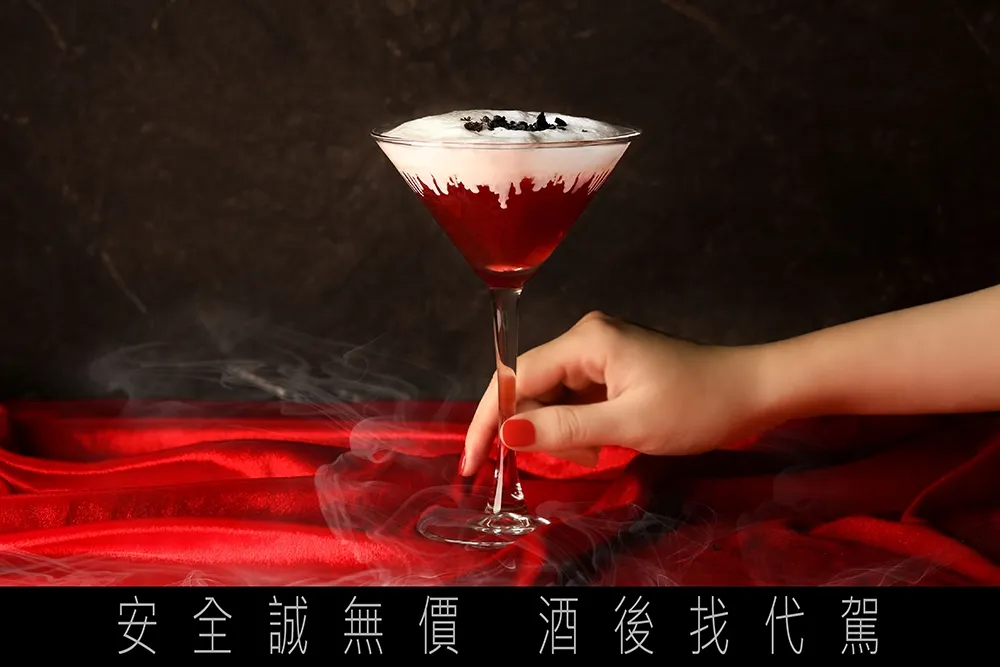 中部唯一一家《鬼才之道》主題快閃店！吉比鮮釀餐廳攜手電影《鬼才之道》推出聯名調酒免費喝