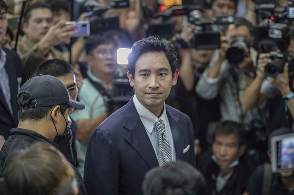 試圖推動「冒犯君主罪」修正案　泰改革派政黨遭憲法法庭解散