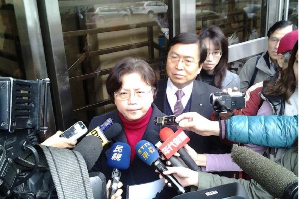收賄「茶葉罐2萬美元」判8年定讞　前交長郭瑤琪拚再審遭駁