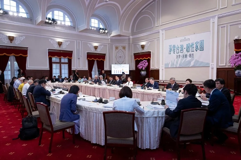 贊同賴清德推動能源轉型2.0　公民、產業代表一致肯定委員會平台