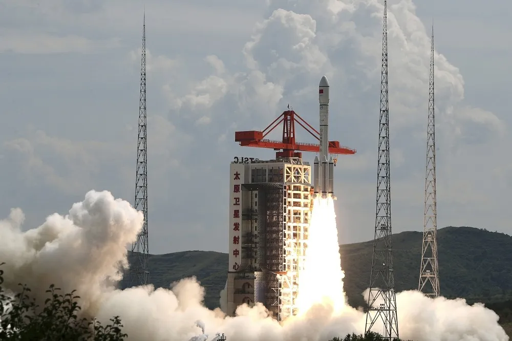 【有片】中國火箭解體產700碎片威脅衛星　北京首認太空垃圾責任