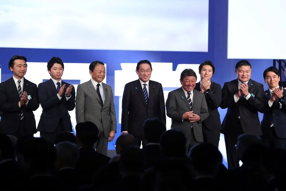 日本自民黨黨魁選戰開打　群雄割據選情混沌