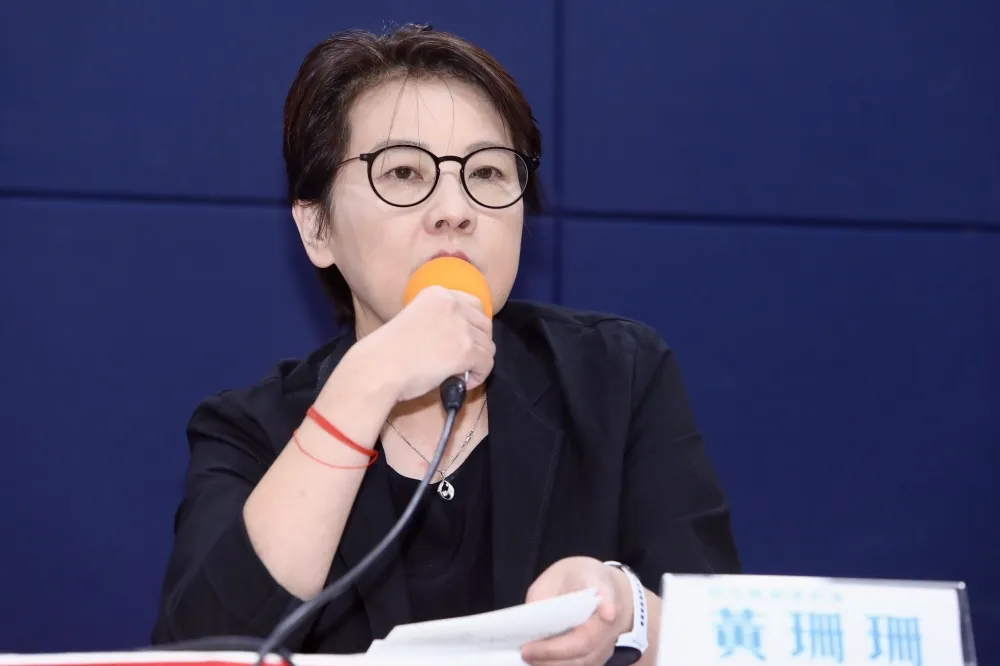 政治獻金假帳案延燒　黃珊珊不辭立委：恢復民眾信心比個人重要