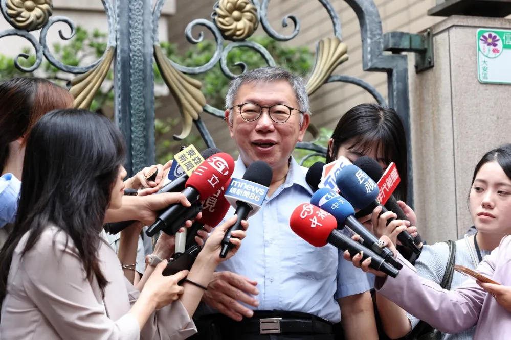 柯文哲迴力鏢影片曝光　曾罵郝龍斌「什麼都不知道可以去死一死」