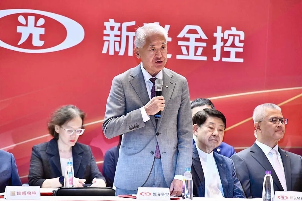 中信金半路搶親還有機會？　金管會妙喻新新併「不是嫁聘金高就幸福」