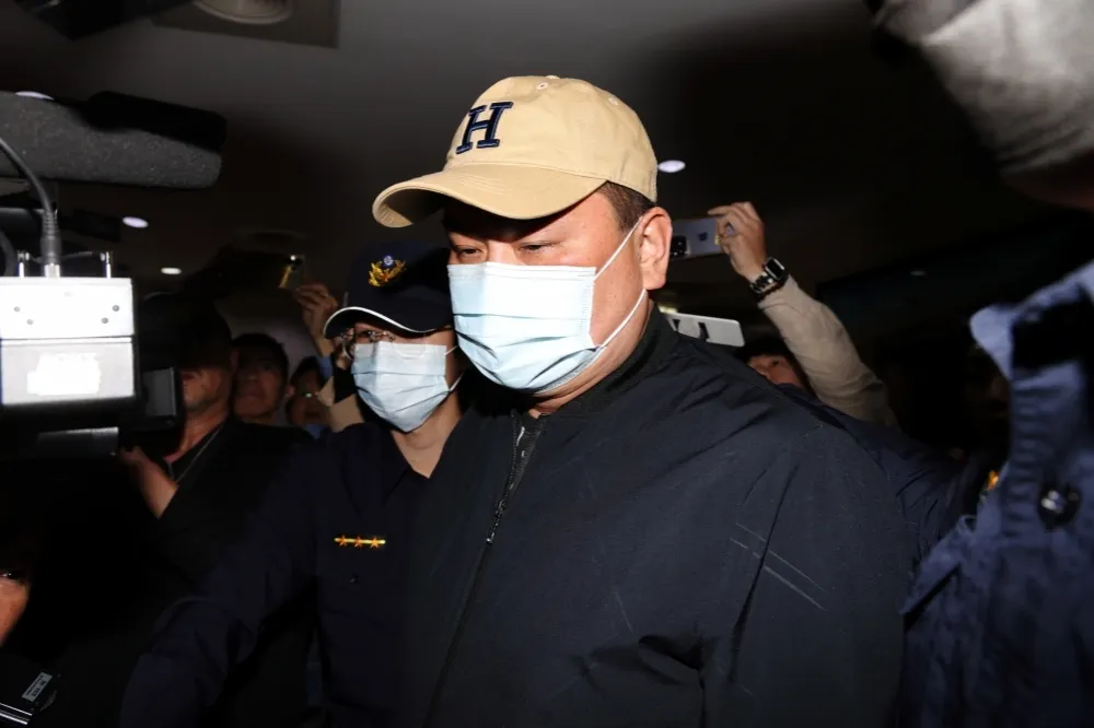 陳重文涉貪辯稱議員都在「索資」　檢方轟：國家權力不是這樣用的