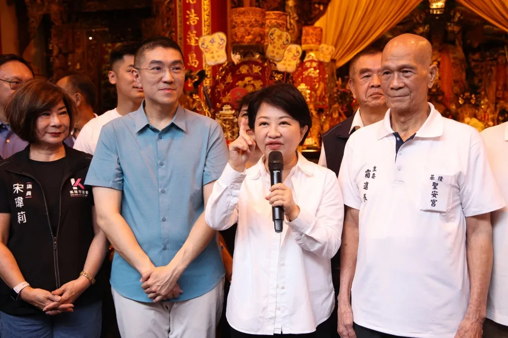 藍營縣市長接力挺謝國樑　盧秀燕：他收回市產有人不高興了