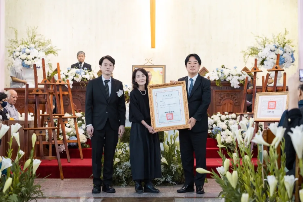 「詩人醫師」曾貴海辭世　賴清德親頒褒揚令盼其精神永存