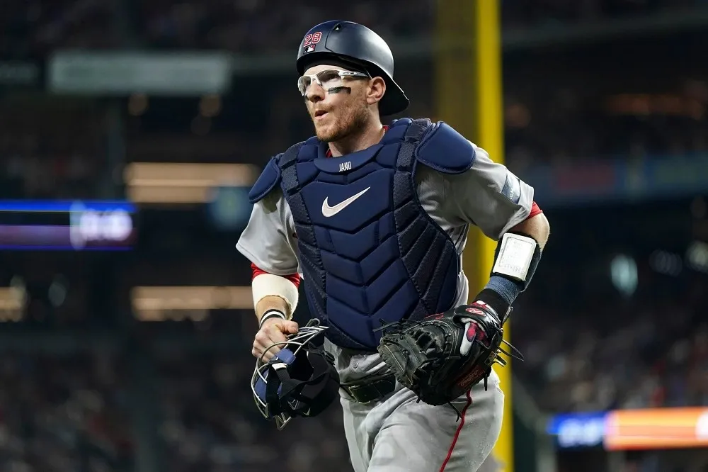同一場比賽中以兩隊身分出戰　MLB紅襪隊捕手詹森創紀錄