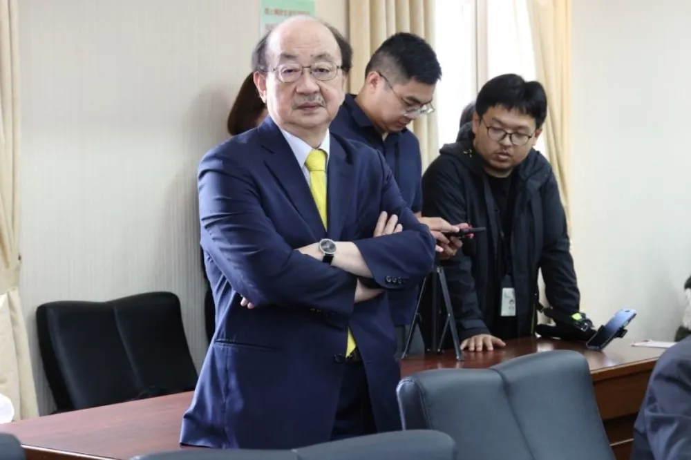 柯建銘遭控赴中投資欠債　喊告媒體又曝彭智青是騙局中的受害者