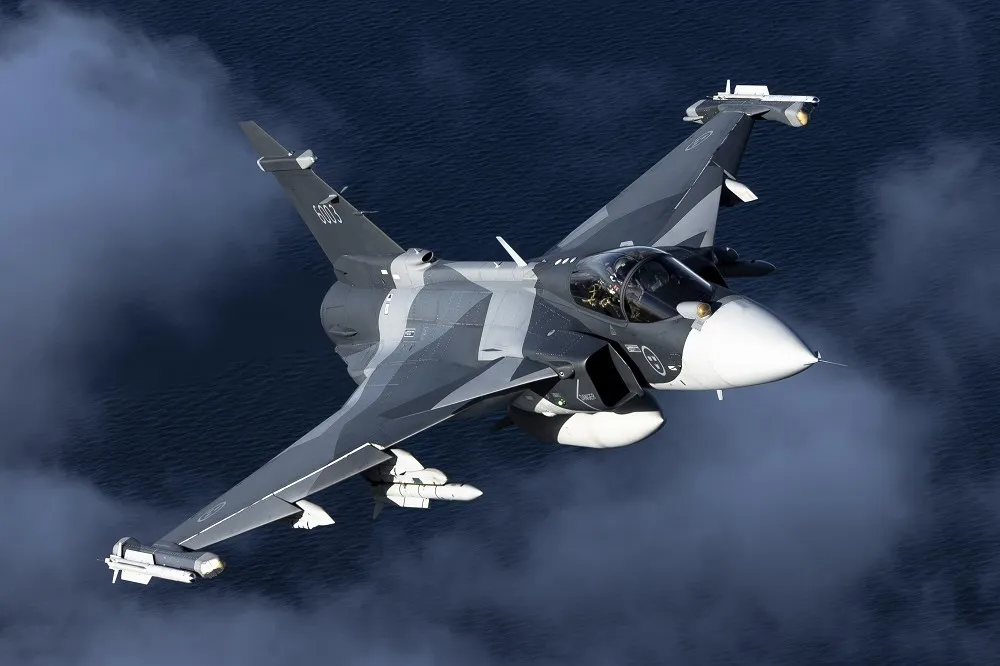 【有片】瑞典JAS-39 E/F擊敗美製F-16 Blk70　成為泰國空軍評選贏家