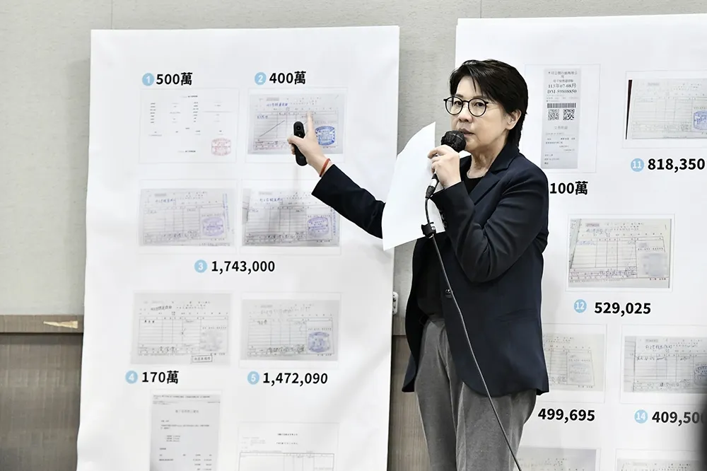 柯文哲政治獻金短漏報1900多萬　黃珊珊「善後」5大疏失向監院補正