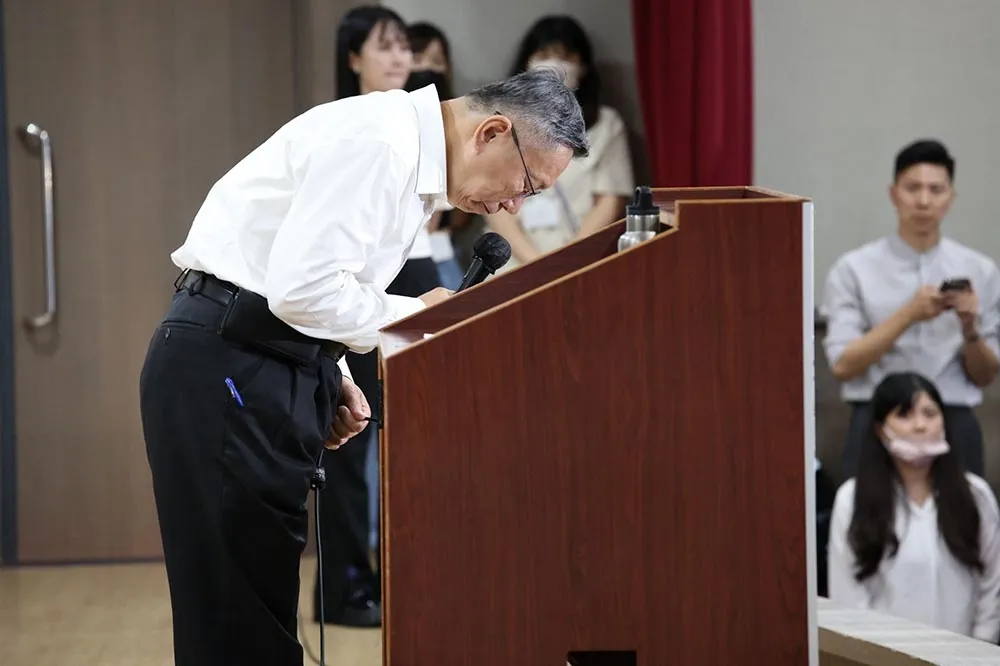 何苦單戀柯文哲？「第三勢力不是遮羞布」　苗博雅：藍綠都不敢做的他都做了
