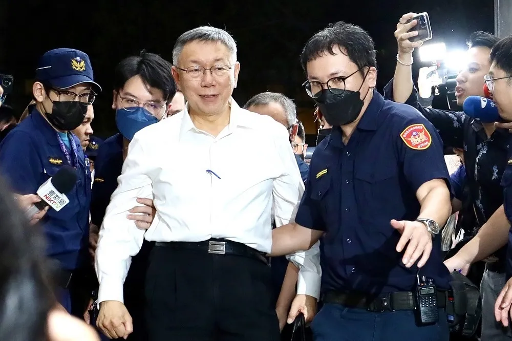 快訊／柯文哲當庭被逮捕律師聲請提審　彭振聲遭聲押禁見