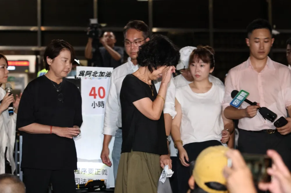 【京華城弊案】陳佩琪北檢前解釋百萬金流　黃帝穎：坐實檢方聲押柯文哲理由