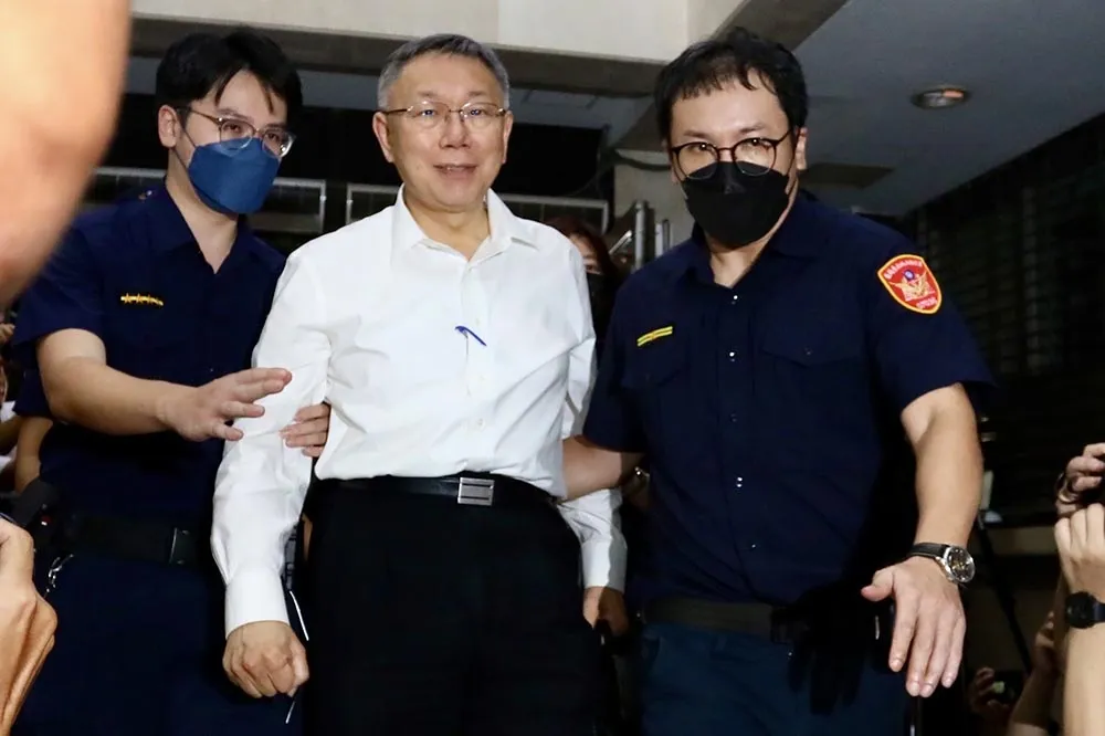 快訊／晚間8點羈押庭柯文哲先、彭振聲後　「這理由」可延到隔天日間訊問　