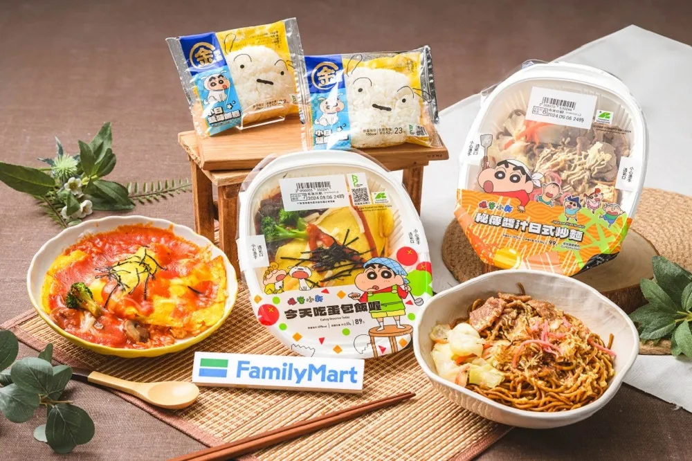 小新粉爆動！全家 X 蠟筆小新聯名還原卡通美食　小新最愛蛋包飯、小白化身鹽味飯糰