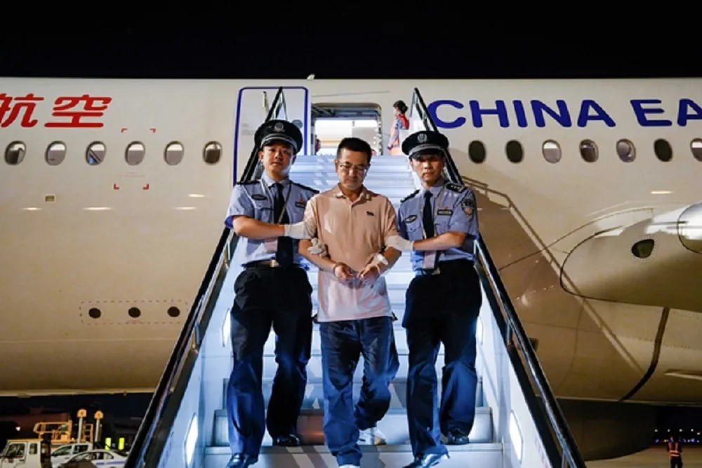 已拘留3人！中國收緊投資業監管力度　收繳業界人士護照限制旅行自由