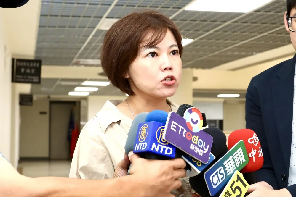 【京華城弊案】被陳宥丞控洩密　游淑慧貼「對話紀錄」反酸想洗白