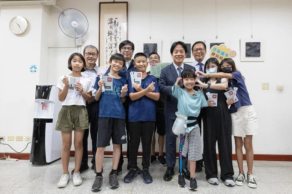 【激勵片】賴清德探訪單腳天使徐又立　逆風故事鼓舞更多人